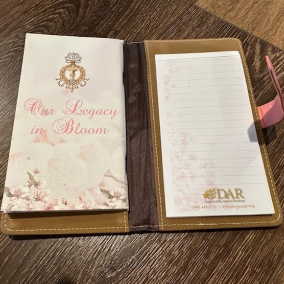 Daughters of the American Revolution: Jewelry and Planner Lot of 4 - Picture 5 of 7